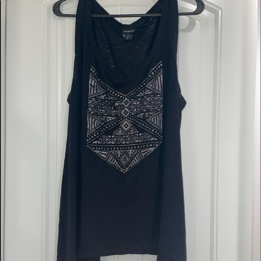 🖤 TORRID Black top , Size 2 🖤